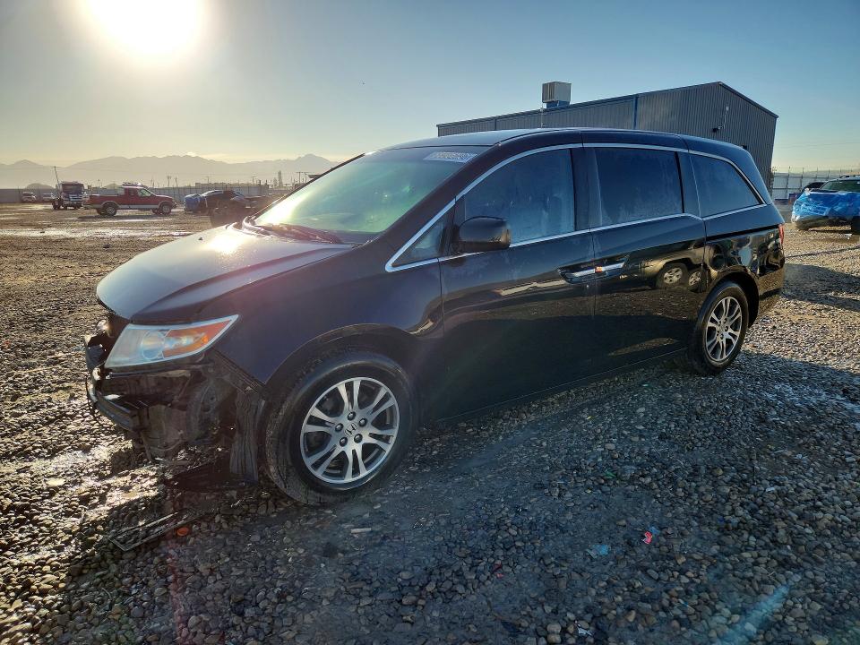 69568896 :رقم المزاد ، 5FNRL5H66BB042634 vin ، 2011 Honda Odyssey مزاد بيع