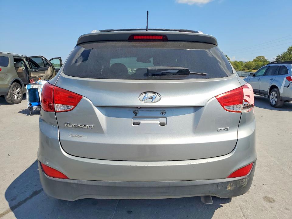 Продаж на аукціоні авто 2015 Hyundai Tucson, vin: KM8JUCAG4FU031058, номер лоту: 67182576