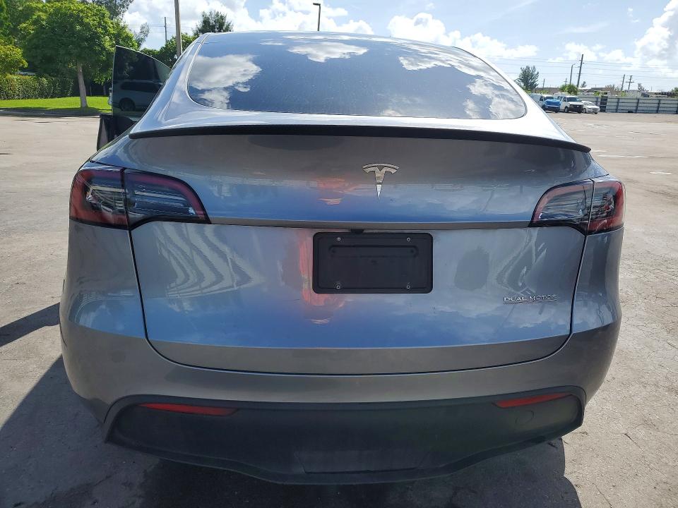 Продажа на аукционе авто 2024 Tesla Model Y, vin: 7SAYGDEF3RA306935, номер лота: 68535016
