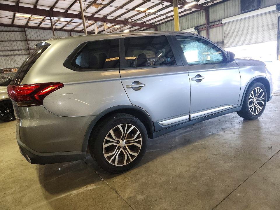 Продажа на аукционе авто 2017 Mitsubishi Outlander, vin: JA4AD2A37HZ012614, номер лота: 68645696