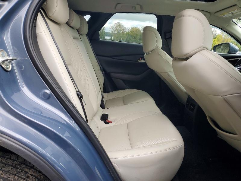 70858606 :رقم المزاد ، 3MVDMBDL5MM250860 vin ، 2021 Mazda Cx-30 مزاد بيع