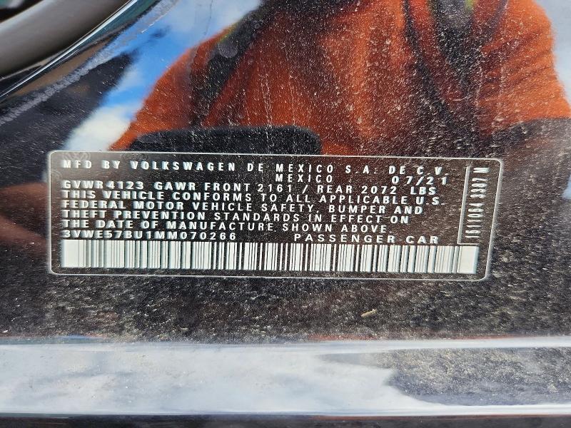 66981576 :رقم المزاد ، 3VWE57BU1MM070266 vin ، 2021 Volkswagen Jetta مزاد بيع