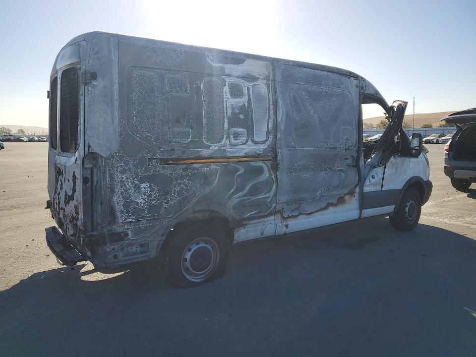 2015 Ford Transit მანქანა იყიდება აუქციონზე, vin: 1FTNR2CG4FKA41180, აუქციონის ნომერი: 71087396
