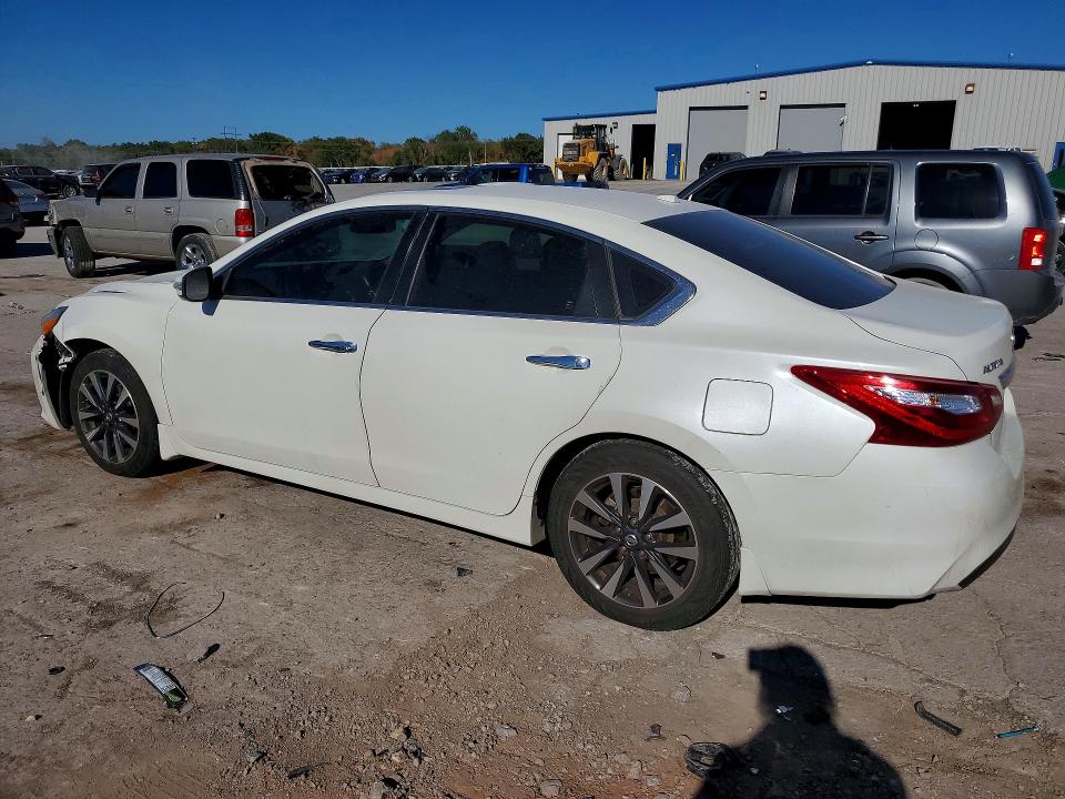 Продажа на аукционе авто 2016 Nissan Altima, vin: 1N4AL3APXGC172687, номер лота: 67394996