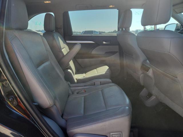 Продаж на аукціоні авто 2017 Toyota Highlander, vin: 5TDJZRFH1HS441172, номер лоту: 69430896