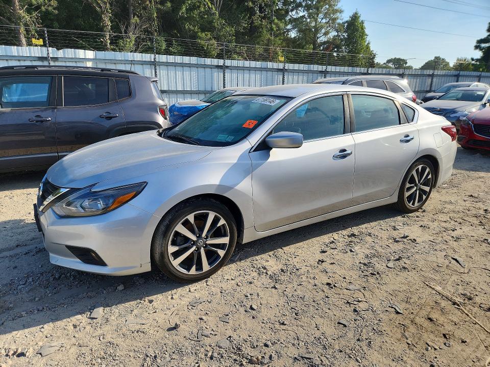 Продажа на аукционе авто 2017 Nissan Altima, vin: 1N4AL3AP1HC152412, номер лота: 67199146