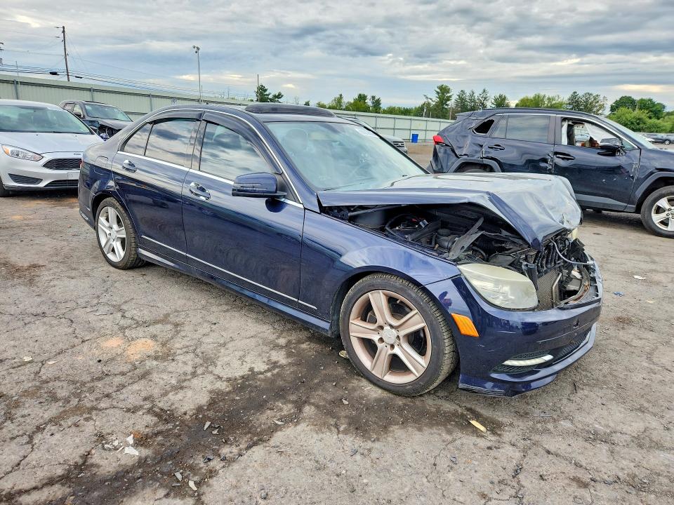 2011 Mercedes-benz C მანქანა იყიდება აუქციონზე, vin: WDDGF8BBXBR144296, აუქციონის ნომერი: 68012806