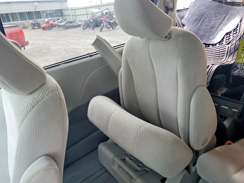 Продаж на аукціоні авто 2011 Toyota Sienna, vin: 5TDKK3DC3BS159085, номер лоту: 70176446
