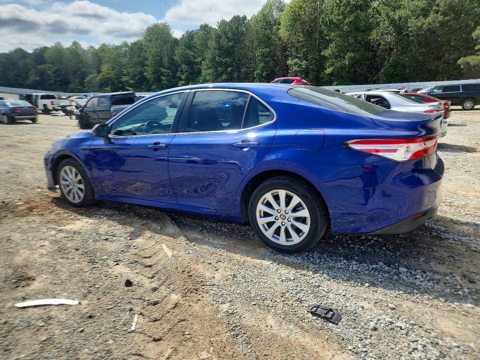 70294336 :رقم المزاد ، JTNB11HK5J3015574 vin ، 2018 Toyota Camry مزاد بيع
