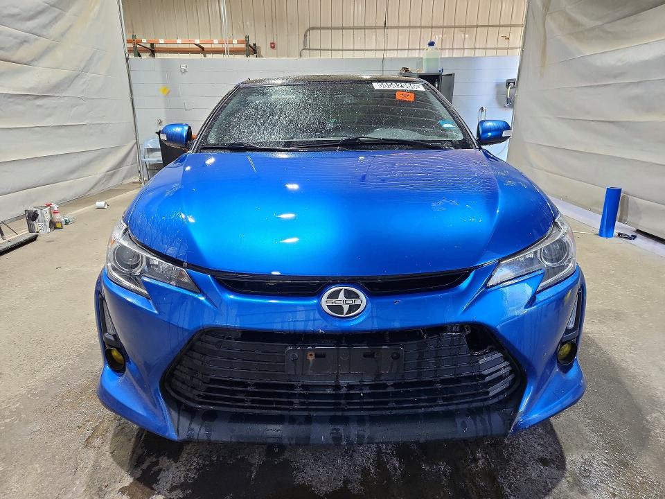68582986 :رقم المزاد ، JTKJF5C75GJ015387 vin ، 2016 Scion Tc مزاد بيع
