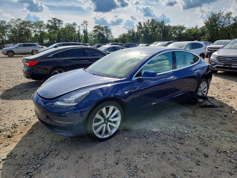 2020 Tesla Model 3 მანქანა იყიდება აუქციონზე, vin: 5YJ3E1EA0LF615871, აუქციონის ნომერი: 67771676