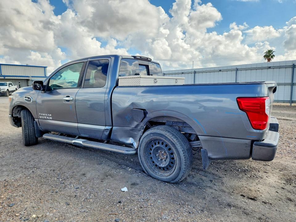 70437306 :رقم المزاد ، 1N6AA1C61HN572018 vin ، 2017 Nissan Titan مزاد بيع