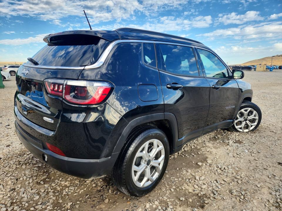 2025 Jeep Compass მანქანა იყიდება აუქციონზე, vin: 3C4NJDBNXST604194, აუქციონის ნომერი: 68815156