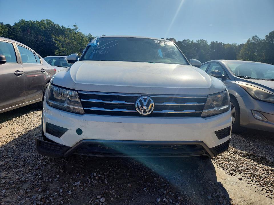 Продажа на аукционе авто 2021 Volkswagen Tiguan, vin: 3VV1B7AX7MM022701, номер лота: 67472156