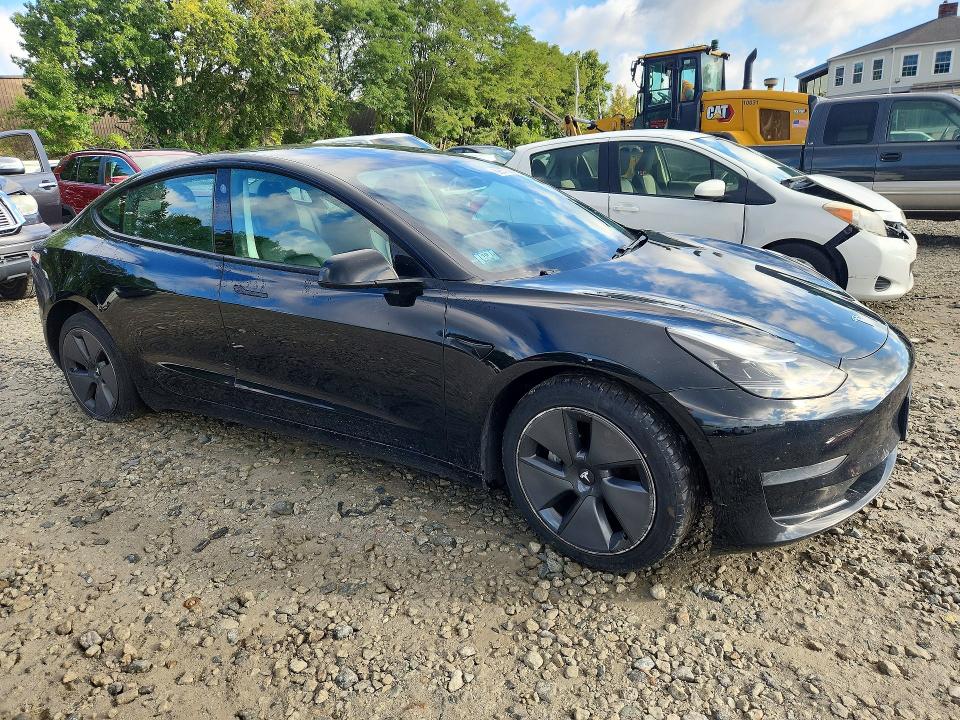 69377366 :رقم المزاد ، 5YJ3E1EA0MF028426 vin ، 2021 Tesla Model 3 مزاد بيع