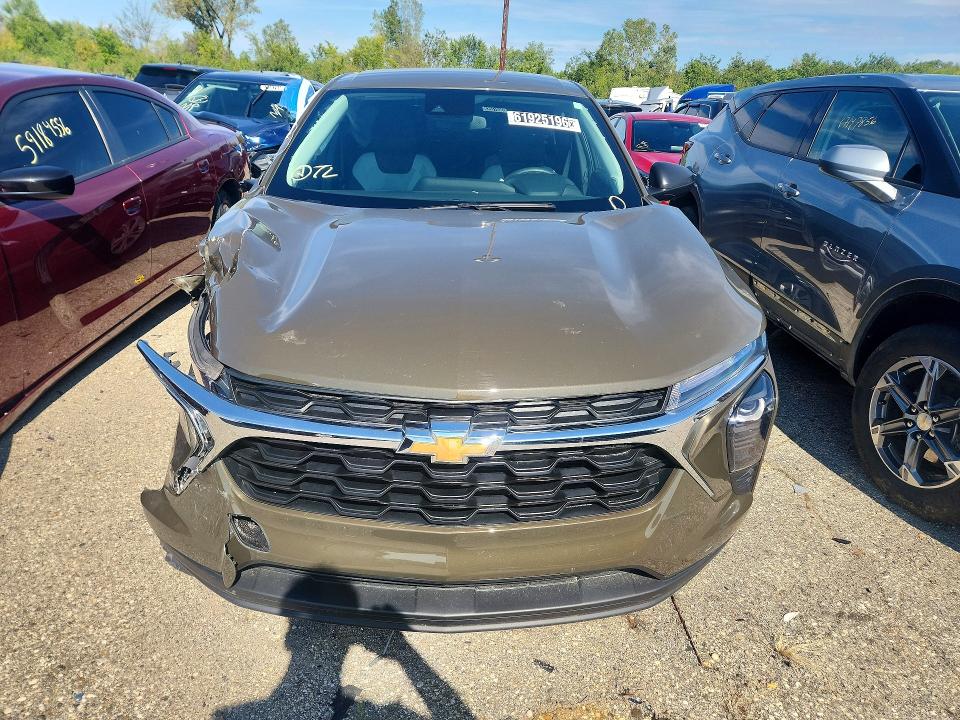Продажа на аукционе авто 2024 Chevrolet Trax, vin: KL77LFE21RC196140, номер лота: 61925196