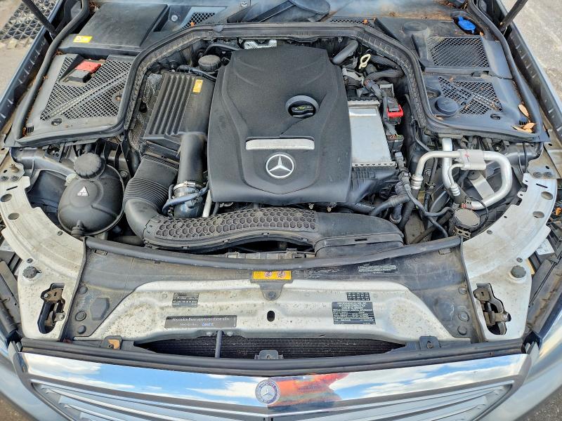 Продажа на аукционе авто 2015 Mercedes-benz C, vin: 55SWF4KBXFU006265, номер лота: 68980226