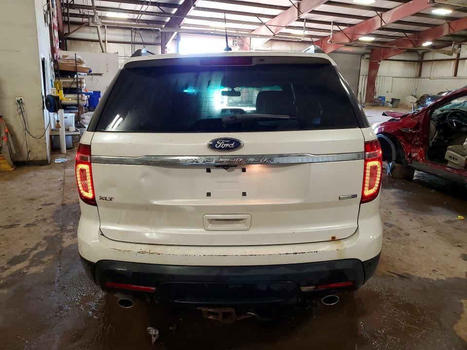 70166316 :رقم المزاد ، 1FM5K8D86FGB80014 vin ، 2015 Ford Explorer مزاد بيع