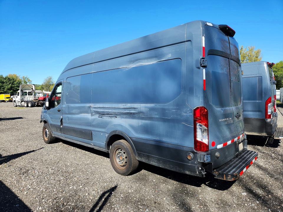 67937586 :رقم المزاد ، 1FTBR3X89LKB28371 vin ، 2020 Ford Transit 250 مزاد بيع