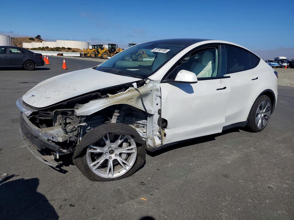 2023 Tesla Model Y მანქანა იყიდება აუქციონზე, vin: 7SAYGDEEXPF740759, აუქციონის ნომერი: 68198186