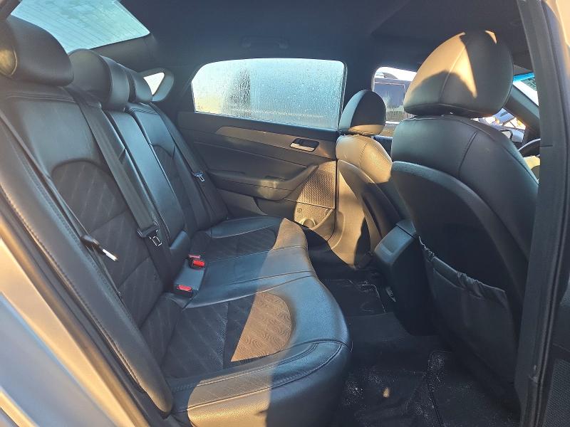 68198816 :رقم المزاد ، 5NPE34AF9KH749182 vin ، 2019 Hyundai Sonata مزاد بيع