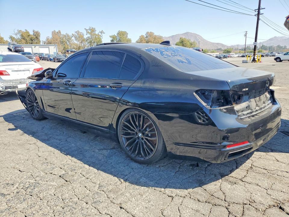 Продаж на аукціоні авто 2020 Bmw 750, vin: WBA7U2C03LGM27272, номер лоту: 69786806