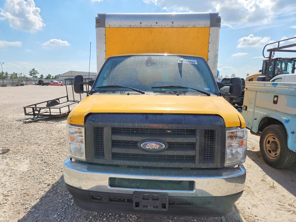 2023 Ford E-350 Super Duty მანქანა იყიდება აუქციონზე, vin: 1FDWE3FN2PDD21424, აუქციონის ნომერი: 68886066