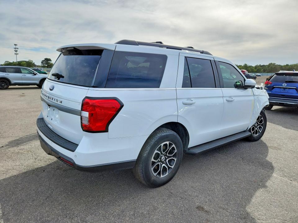 Продажа на аукционе авто 2024 Ford Expedition, vin: 1FMJU1H82REB00413, номер лота: 70507346