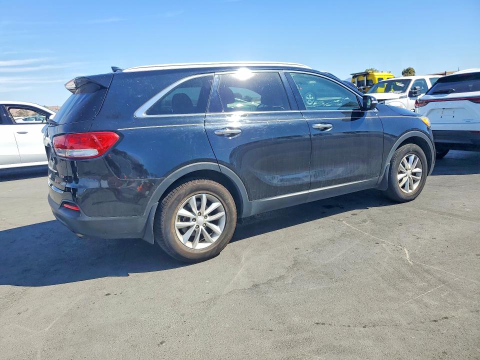 Aukcja sprzedaży 2017 Kia Sorento, vin: 5XYPG4A33HG284627        , numer aukcji: 64584816