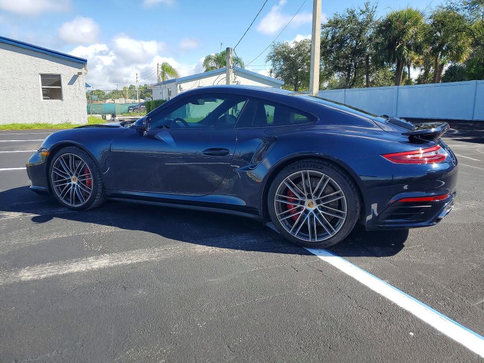 69908866 :رقم المزاد ، WP0AD2A92JS156533 vin ، 2018 Porsche 911 مزاد بيع