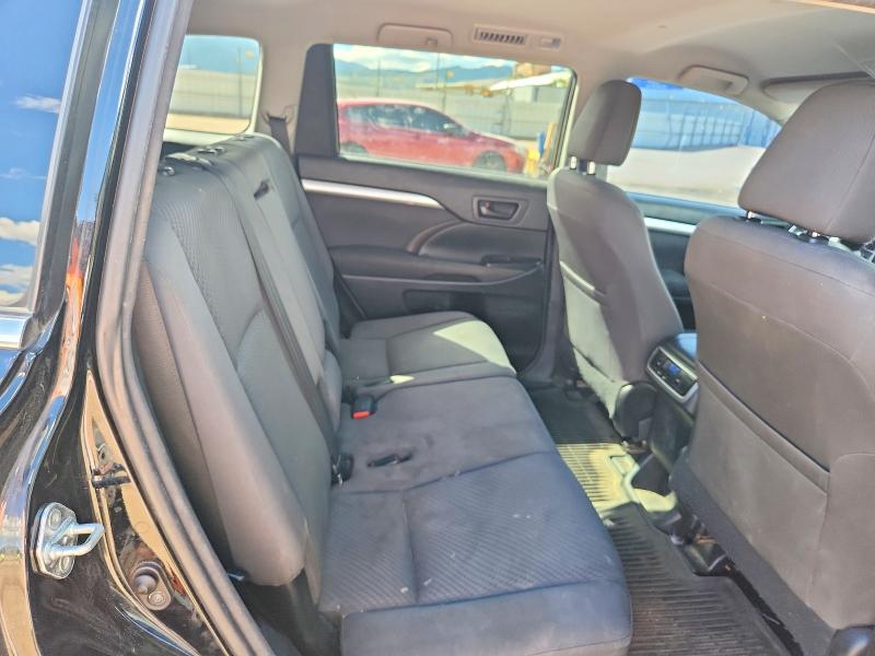 65446346 :رقم المزاد ، 5TDBKRFH1GS240220 vin ، 2016 Toyota Highlander مزاد بيع