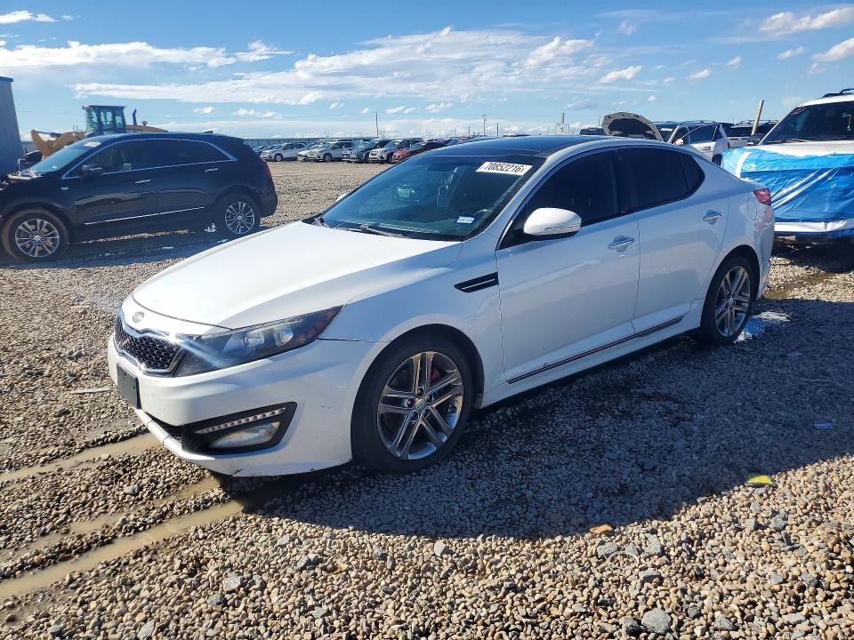 2013 Kia Optima მანქანა იყიდება აუქციონზე, vin: 5XXGR4A66DG117973, აუქციონის ნომერი: 70852216
