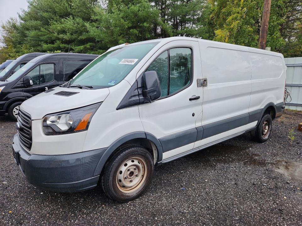 70894666 :رقم المزاد ، 1FTYE2YM7HKB51831 vin ، 2017 Ford Transit مزاد بيع