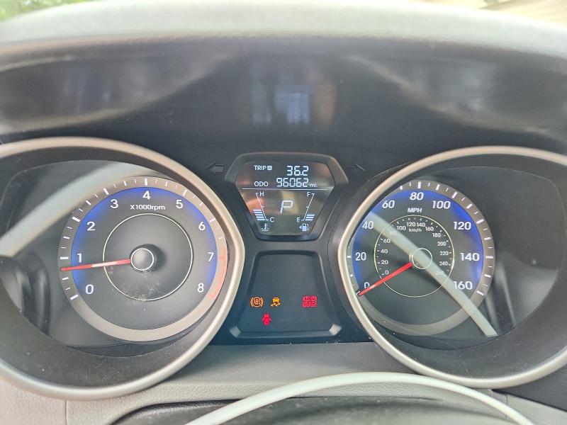 68221996 :رقم المزاد ، KMHDH4AE8CU459135 vin ، 2012 Hyundai Elantra مزاد بيع