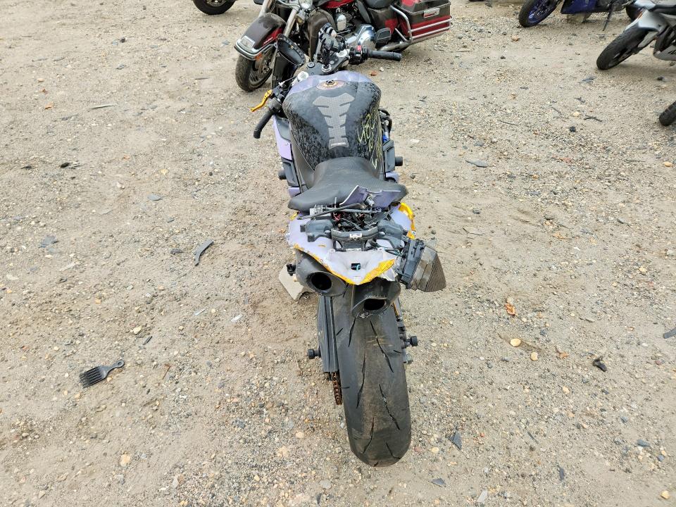 2006 Yamaha Yzfr1 მანქანა იყიდება აუქციონზე, vin: JYARN15E16A001675, აუქციონის ნომერი: 68573366