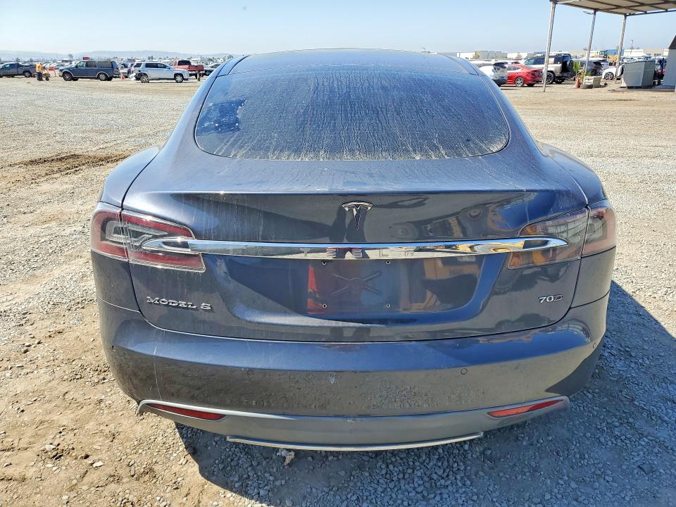 2016 Tesla Model S მანქანა იყიდება აუქციონზე, vin: 5YJSA1E27GF130004, აუქციონის ნომერი: 70614386