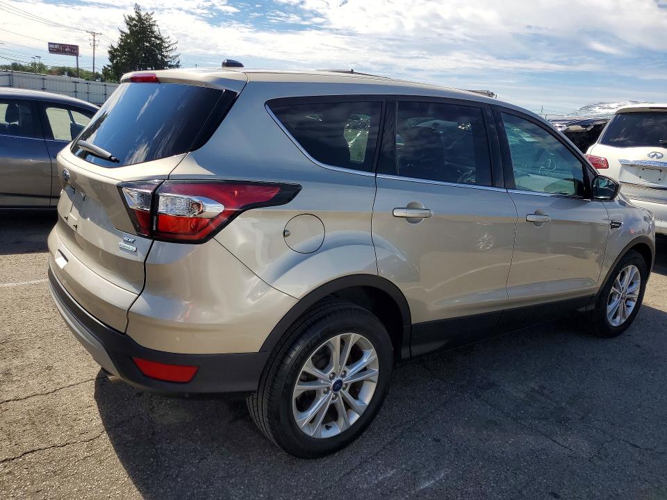 Продаж на аукціоні авто 2017 Ford Escape, vin: 1FMCU0GD5HUA78686, номер лоту: 69969676