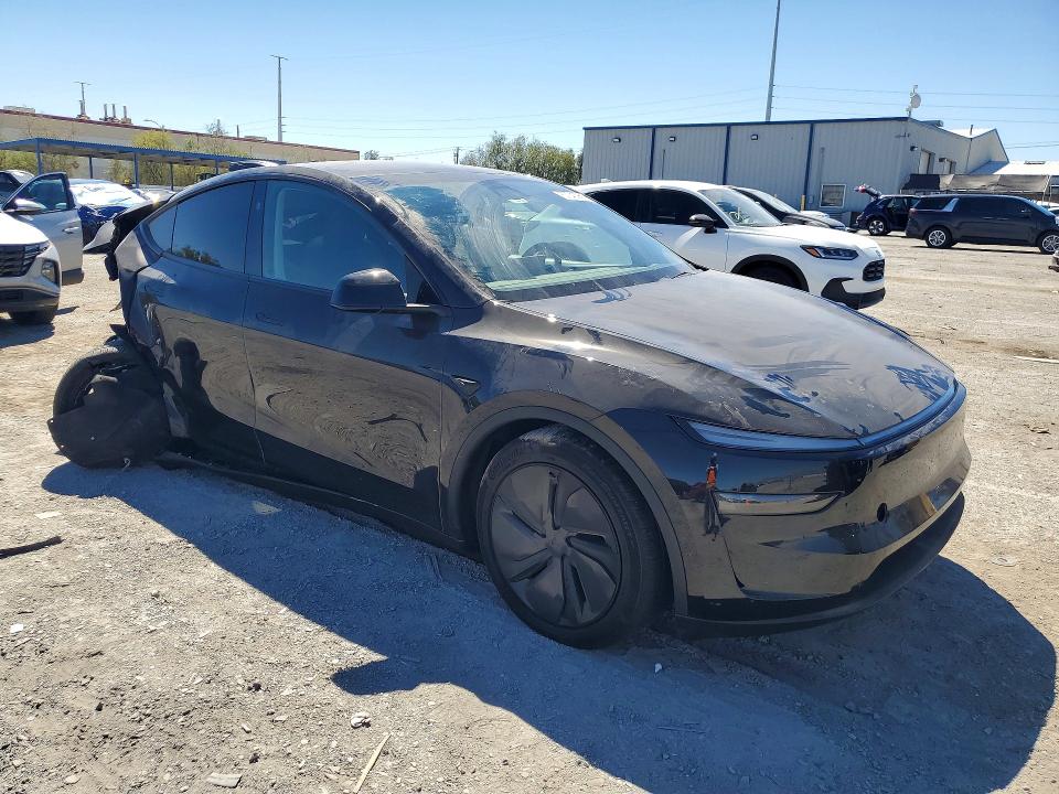 67043986 :رقم المزاد ، 7SAYGDED3TF530246 vin ، 2026 Tesla Model Y مزاد بيع
