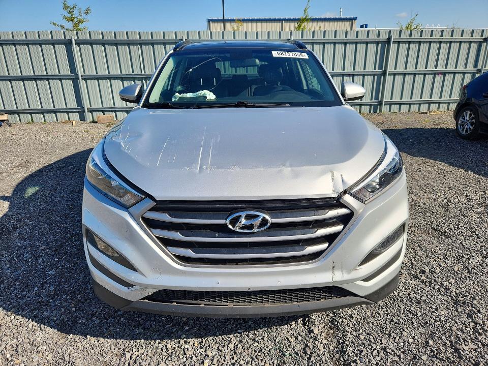 68237056 :رقم المزاد ، KM8J3CA42JU828359 vin ، 2018 Hyundai Tucson مزاد بيع