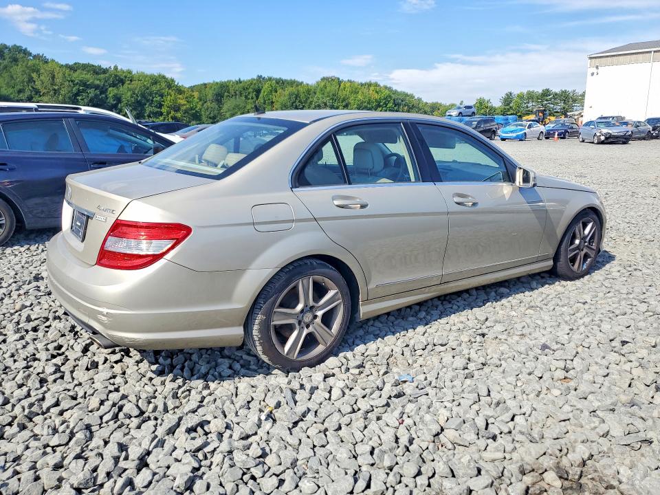 Продажа на аукционе авто 2011 Mercedes-benz C, vin: WDDGF8BB7BR152386, номер лота: 67655176