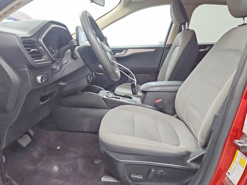69807766 :رقم المزاد ، 1FMCU0G68LUB02599 vin ، 2020 Ford Escape مزاد بيع