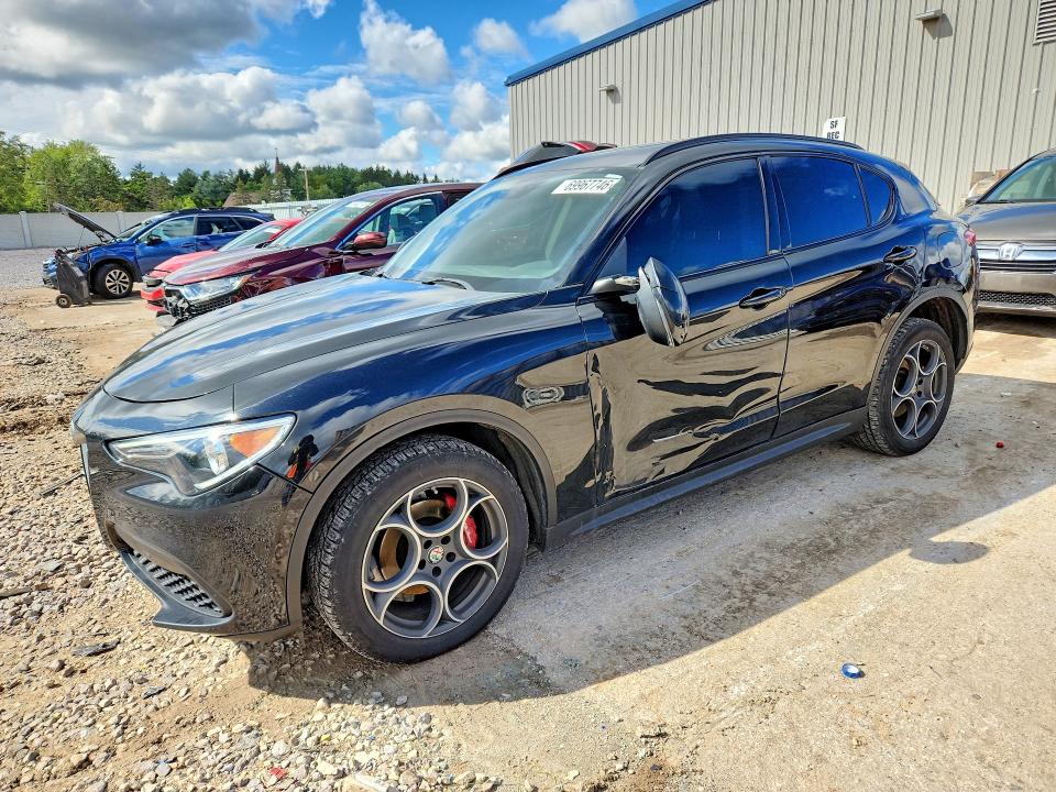69967746 :رقم المزاد ، ZASFAKPN2J7B87407 vin ، 2018 Alfa Romeo Stelvio مزاد بيع