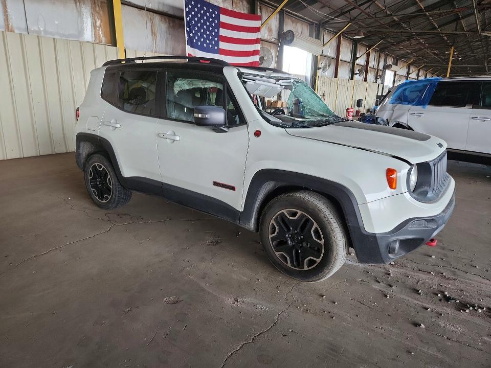 2016 Jeep Renegade მანქანა იყიდება აუქციონზე, vin: ZACCJBCT3GPE07424, აუქციონის ნომერი: 69250346