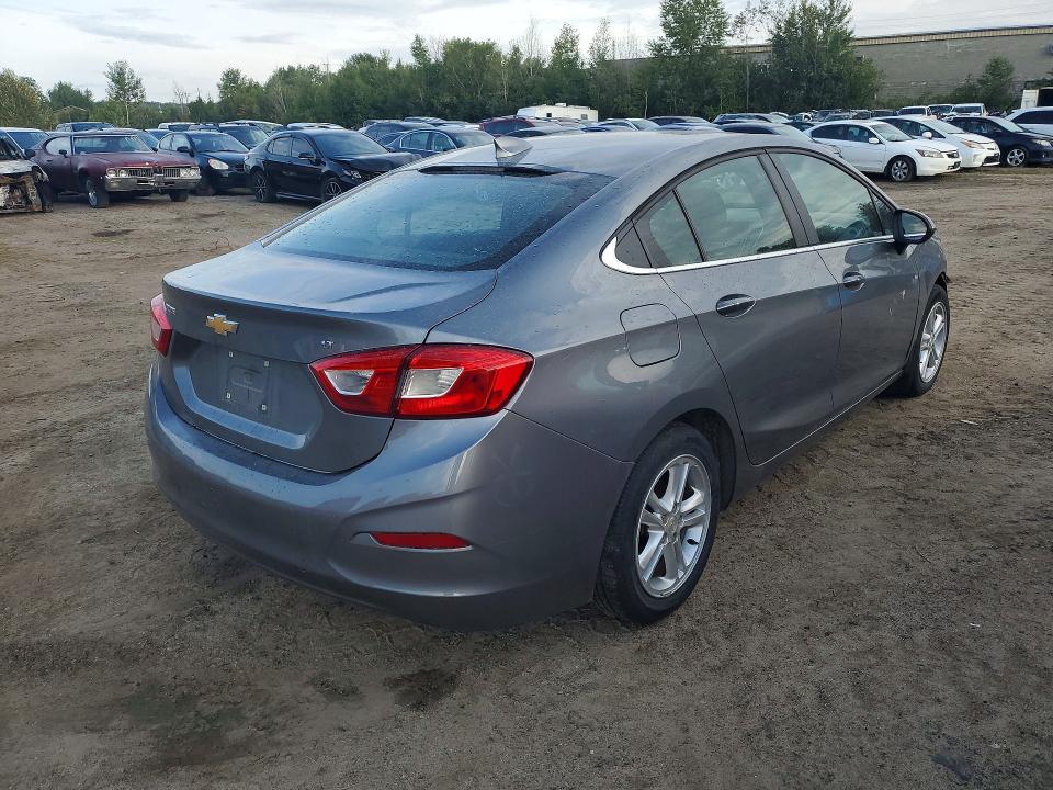 2018 Chevrolet Cruze მანქანა იყიდება აუქციონზე, vin: 1G1BE5SM7J7242955, აუქციონის ნომერი: 67959896