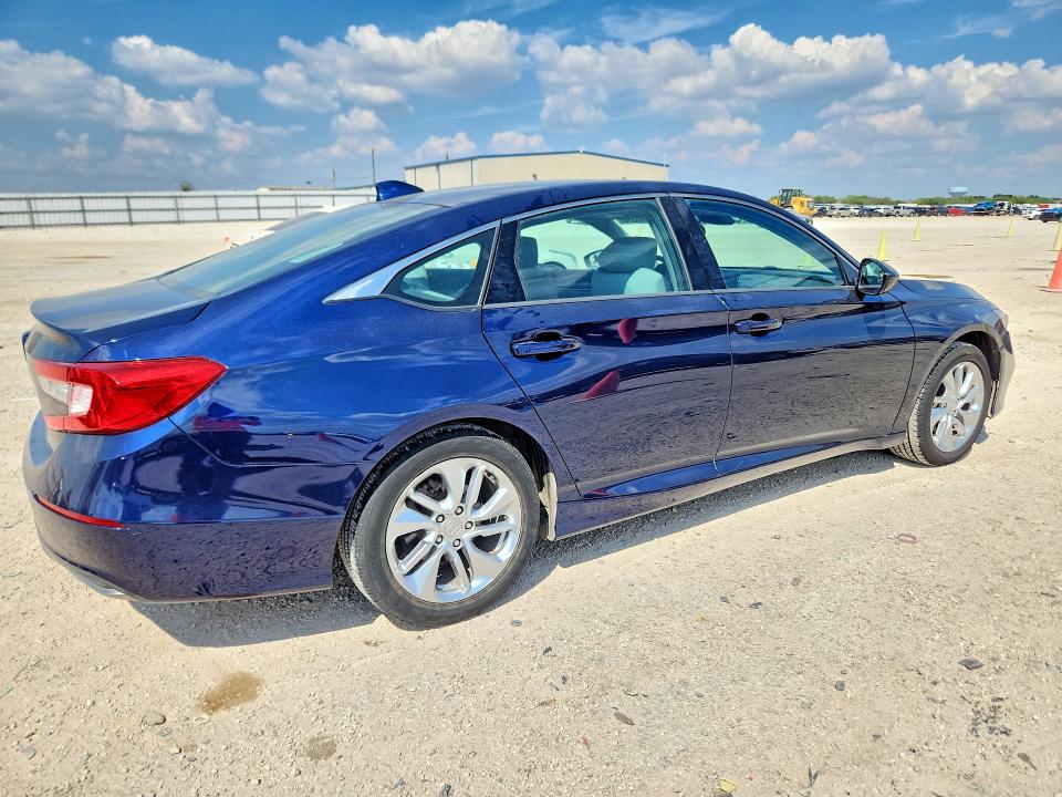 Продаж на аукціоні авто 2018 Honda Accord, vin: 1HGCV1F11JA144674, номер лоту: 70540396