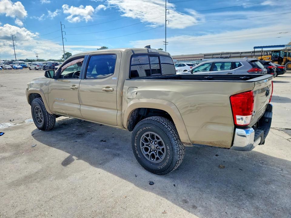 Auction sale of the 2017 Toyota Tacoma, vin: 5TFCZ5AN5HX061096, lot number: 67909796