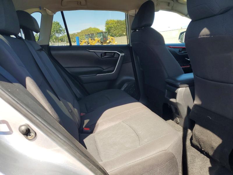 67509986 :رقم المزاد ، 2T3H1RFV1MC111618 vin ، 2021 Toyota Rav4 مزاد بيع