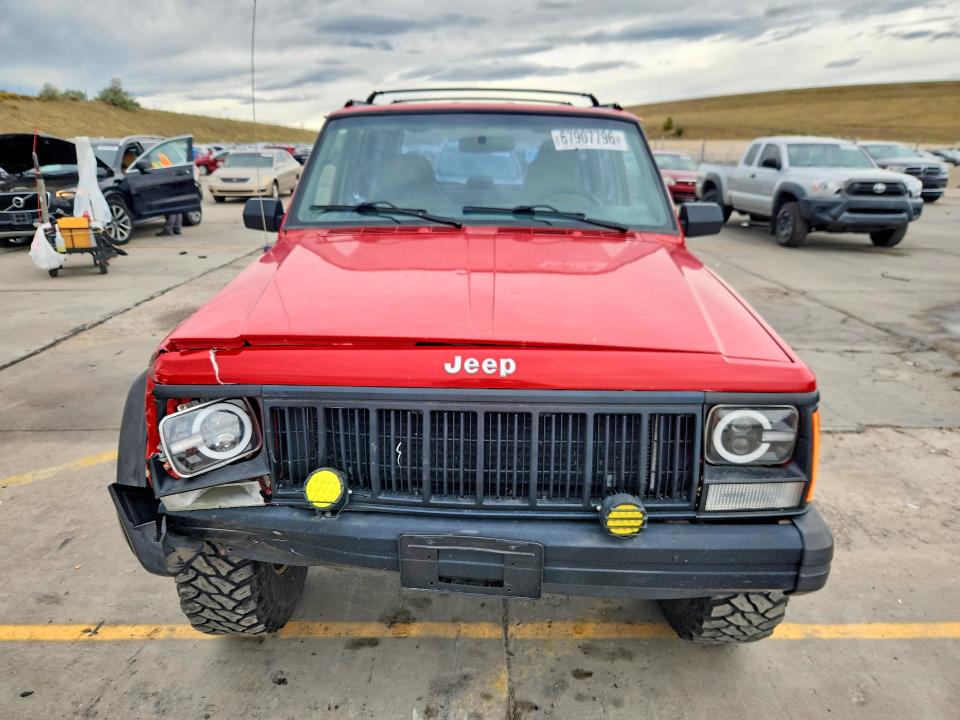 67907796 :رقم المزاد ، 1J4FJ28S0TL300935 vin ، 1996 Jeep Cherokee مزاد بيع