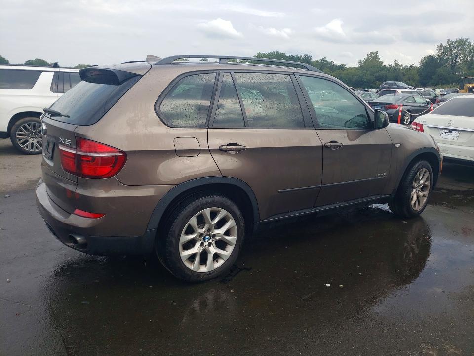 Продажа на аукционе авто 2012 Bmw X5, vin: 5UXZV4C56CL760796, номер лота: 69122046