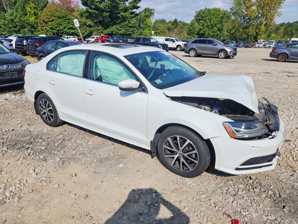 2017 Volkswagen Jetta მანქანა იყიდება აუქციონზე, vin: 3VWDB7AJ7HM232953, აუქციონის ნომერი: 69562346